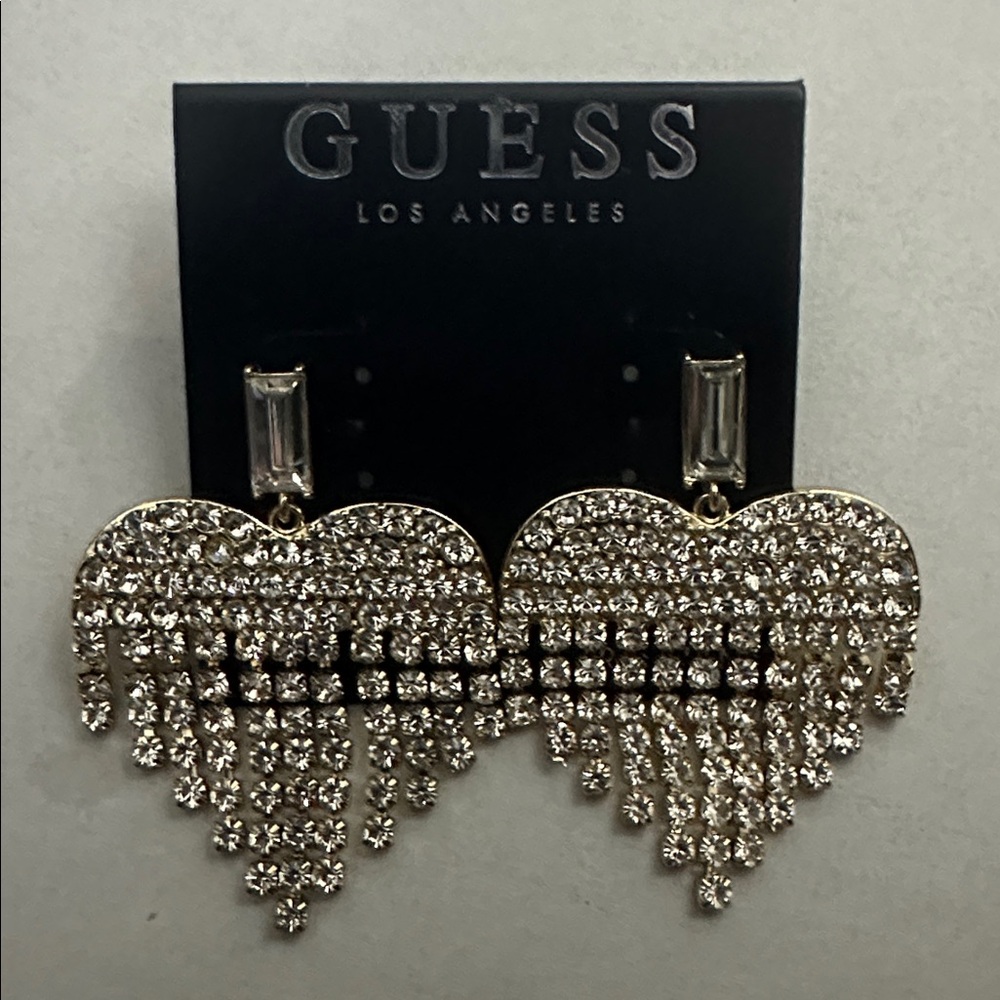 💛💎NWT GUESS Gold Tone Crystal Heart Dangle Statement Earrings Chandelier Sparkle - Picture 15 of 16
